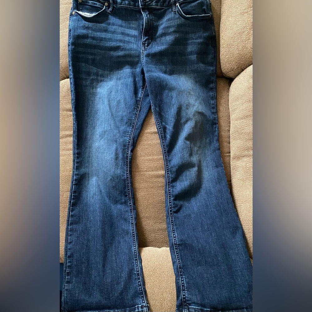 Simply Vera Wang Womens Dark Blue Bootcut Jeans